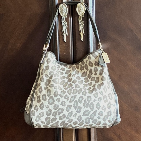 Coach Large Exotic Shoulder Bag EUC - Picture 3 of 10